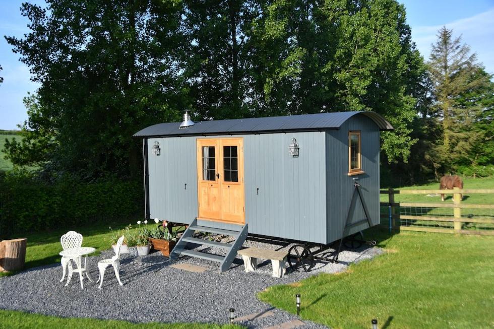 The Shepherds Hut Кармартън Екстериор снимка
