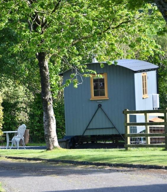 The Shepherds Hut Кармартън Екстериор снимка
